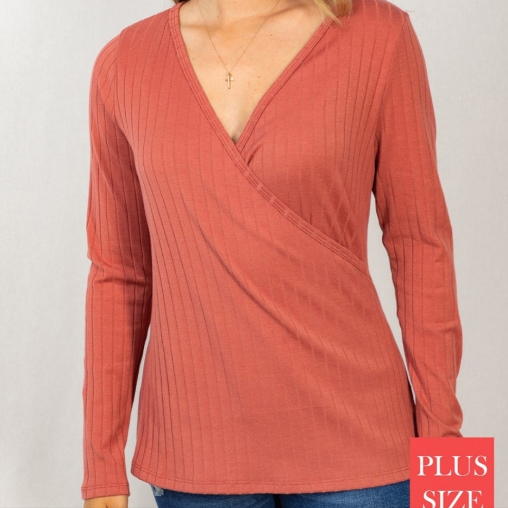 White Birch Ribbed Vneck NWT